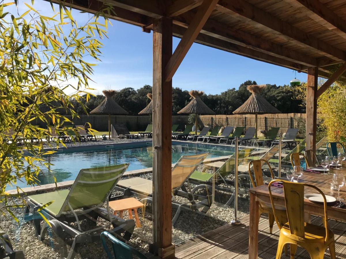 Lodges En Provence - Ecogites & Restaurant Insolites Richerenches Exterior photo